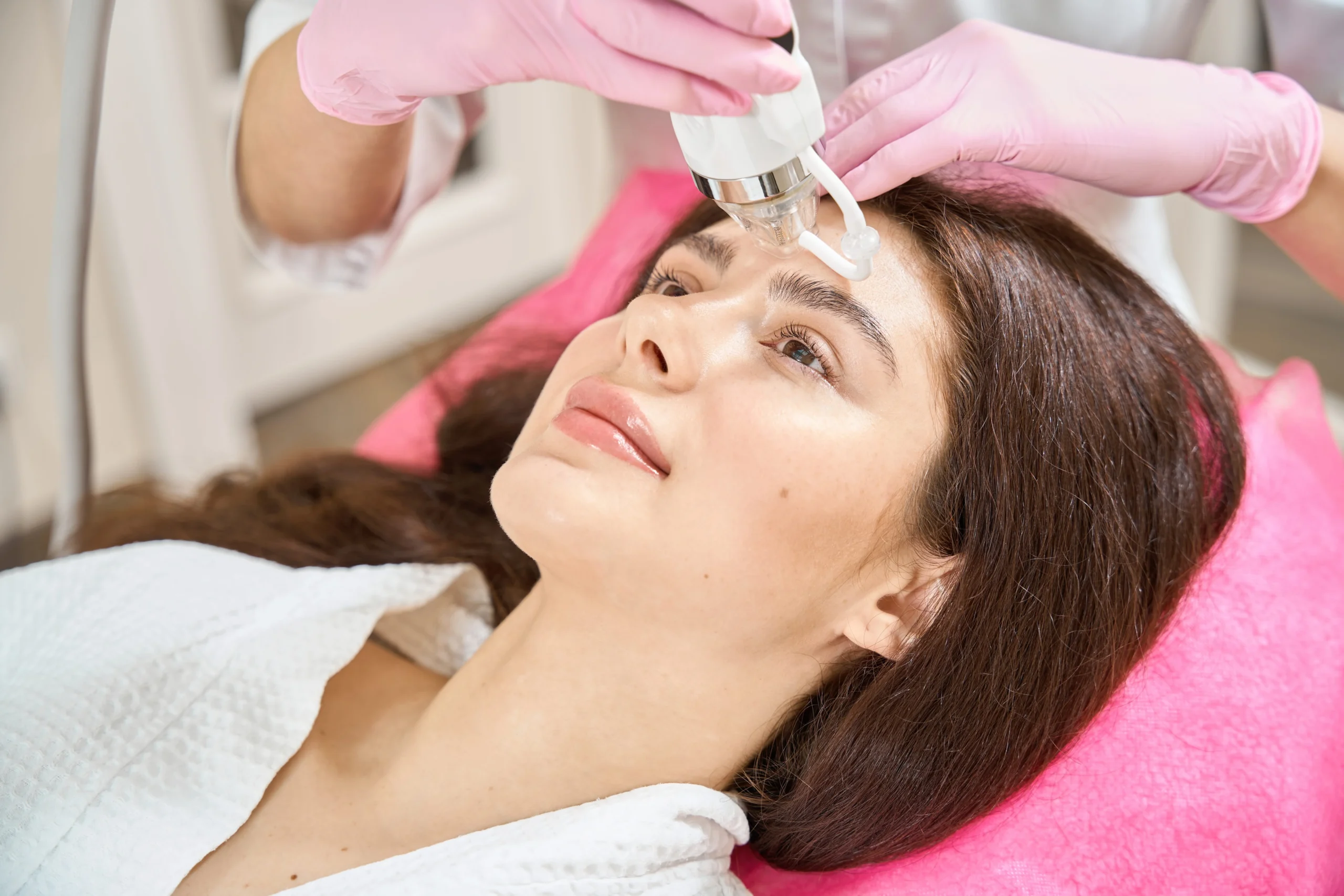 Does RF Microneedling Reduce Facial Fat